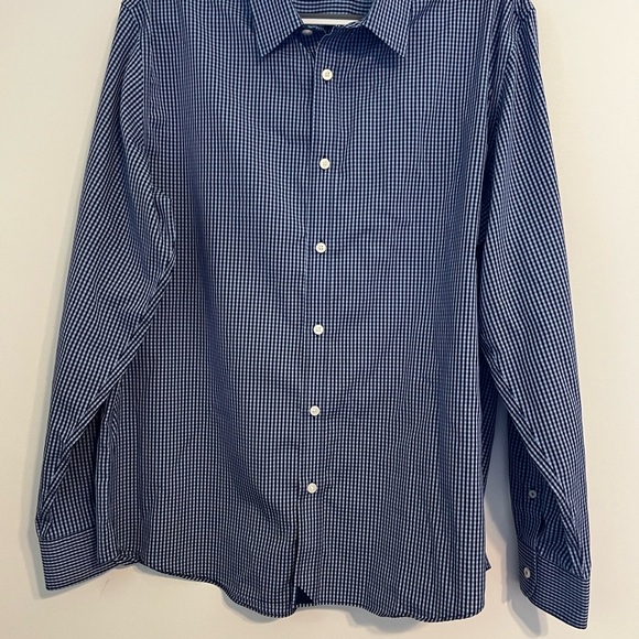 UNTUCKit Blue Casual Button Down Shirt - Picture 1 of 3
